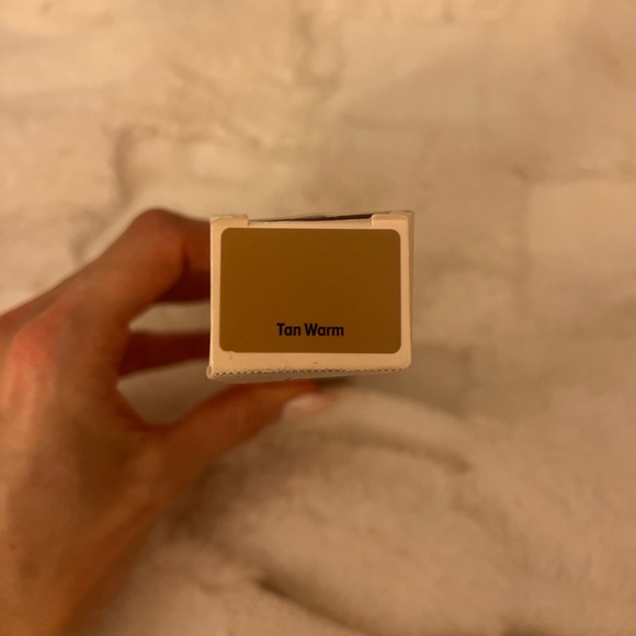 NEW It Cosmetics CC Cream Nude Glow in Tan Warm - Picture 8 of 8